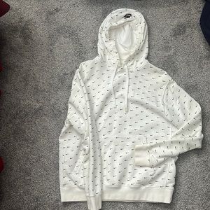 Gently Used - Nike Hoodie - Size Large
